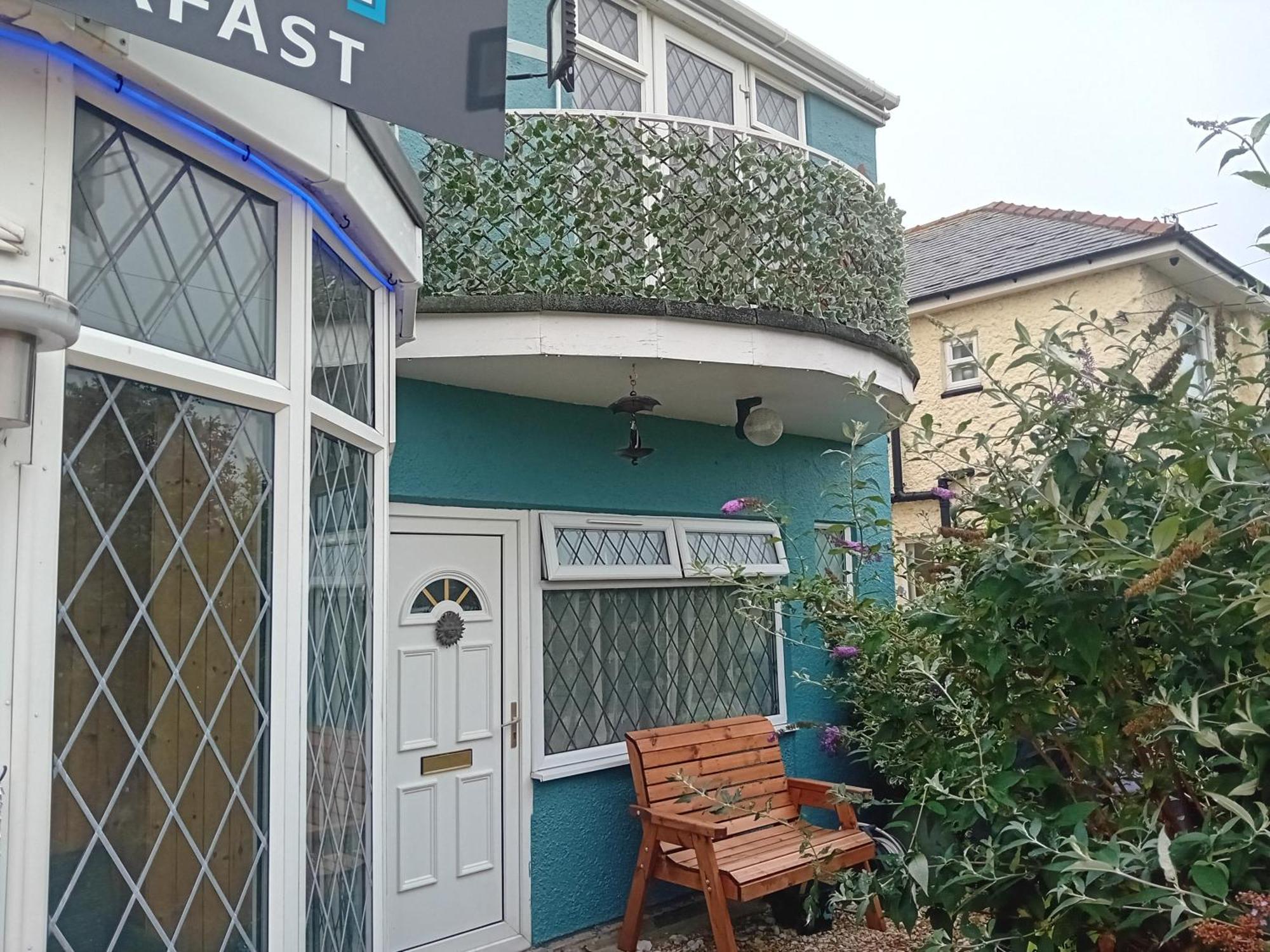 Sea Air B&B Чапел-Сент-Леонардс Экстерьер фото